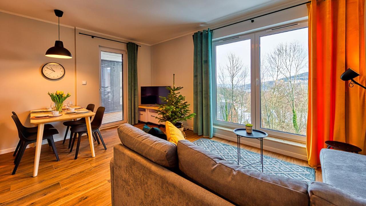 Apartament Pod Stogiem Izerskim - 5D Apartamenty Swieradow-Zdroj Bagian luar foto