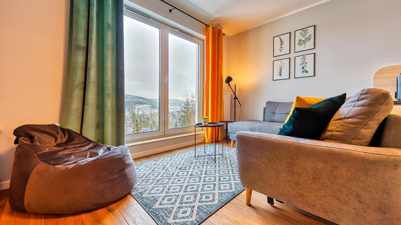 Apartament Pod Stogiem Izerskim - 5D Apartamenty Swieradow-Zdroj Bagian luar foto