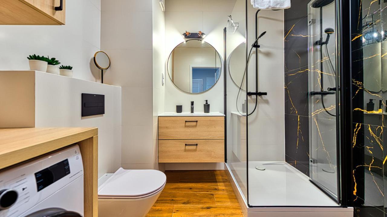Apartament Pod Stogiem Izerskim - 5D Apartamenty Swieradow-Zdroj Bagian luar foto